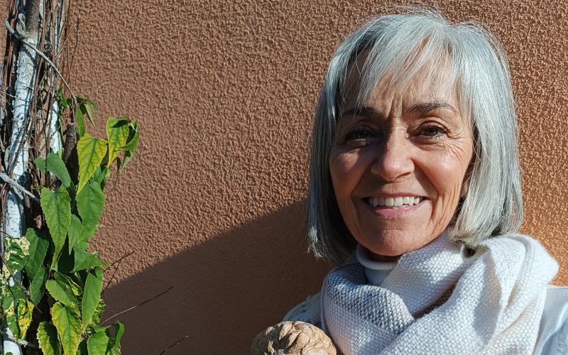 pocutje Stanka Hojnik Leber z Jezuščkom, ki ga je izdelala za družinske jaslice_ osebni arhiv Stanka.jpg