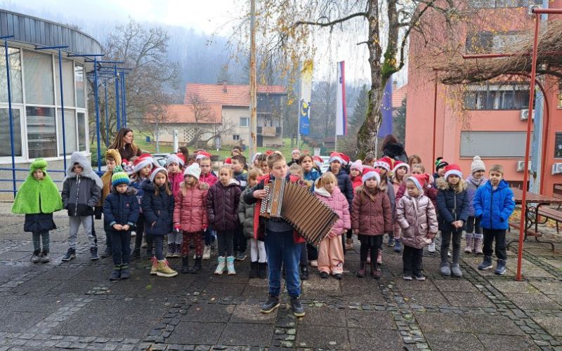 dso-crnomelj, os-loka-crnomelj, praznicni-obisk