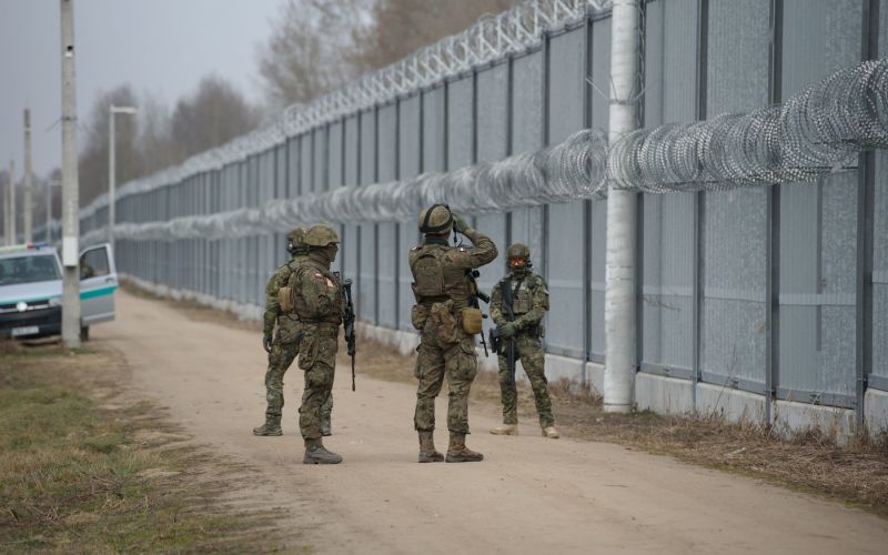 poljski vojaki, meja z belorusijo.jpg