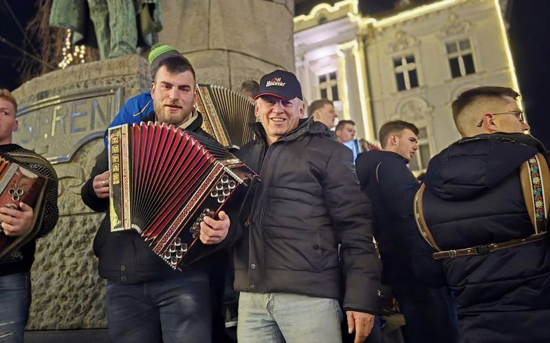 silvo mesojedec harmonikarji.jpg