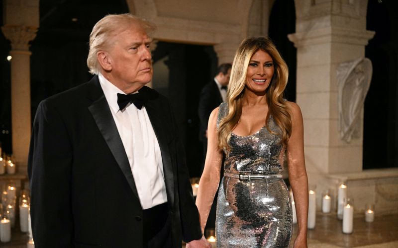 Barron, ki je bil na zabavi, se je namenoma izognil fotoaparatom.