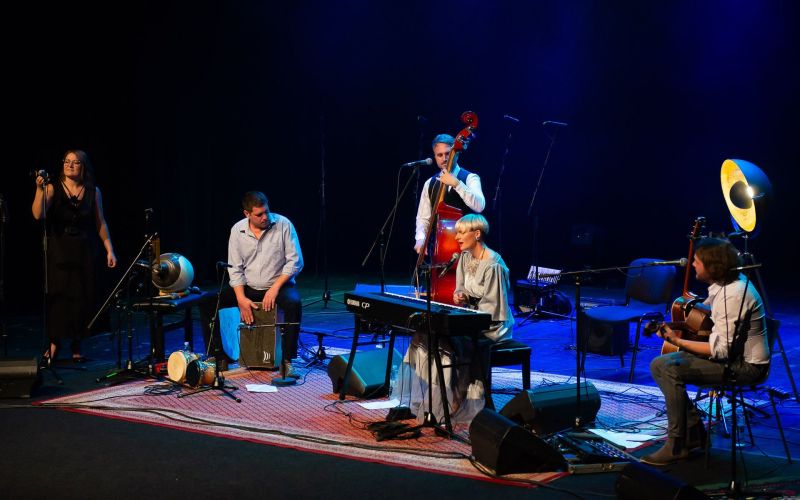 Skladba Mürska vila, ki jo predstavlja zasedba Êdna, je dobila tudi video podobo, ki je poklon reki