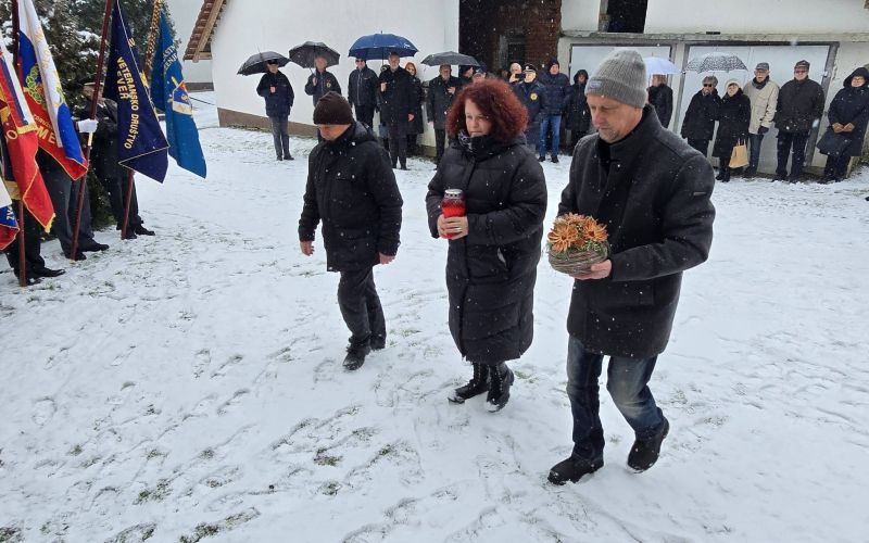 spominska-slovesnost, grlava