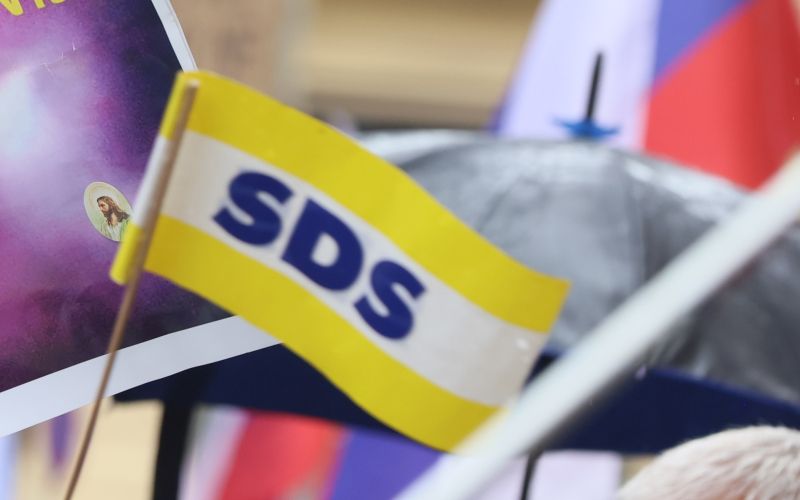 sds shod zastavica.jpg