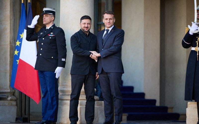 Volodimir Zelenski, Emmanuel Macron