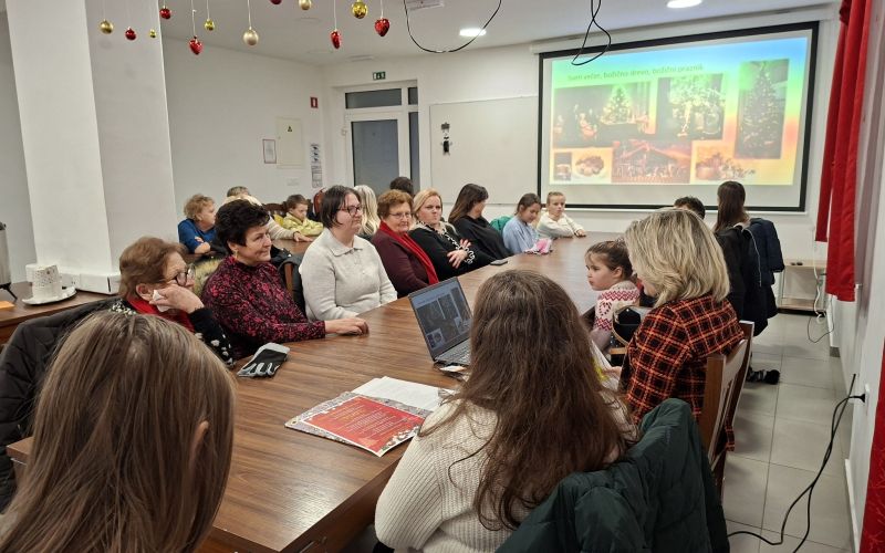 medgeneracijska-bralna-cajanka, peterloug