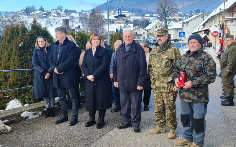 spominska-slovesnost, suhor-metlika