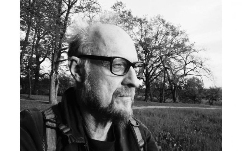 Peter Barbarič za seboj pušča izjemen pečat. Njegovo delo ostaja neločljiv del zgodovine slovenske popularne in alternativne glasbe.