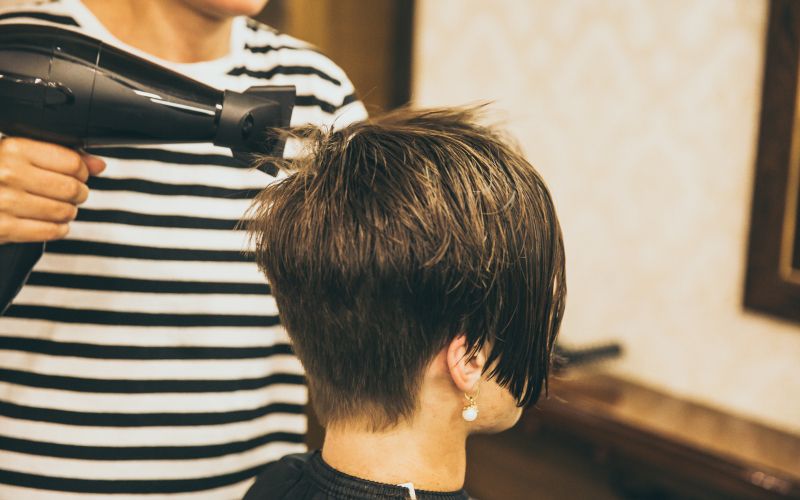 ženske frizure, pixie frizura.jpg