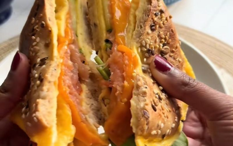 Jajčni sendvič - naslovna