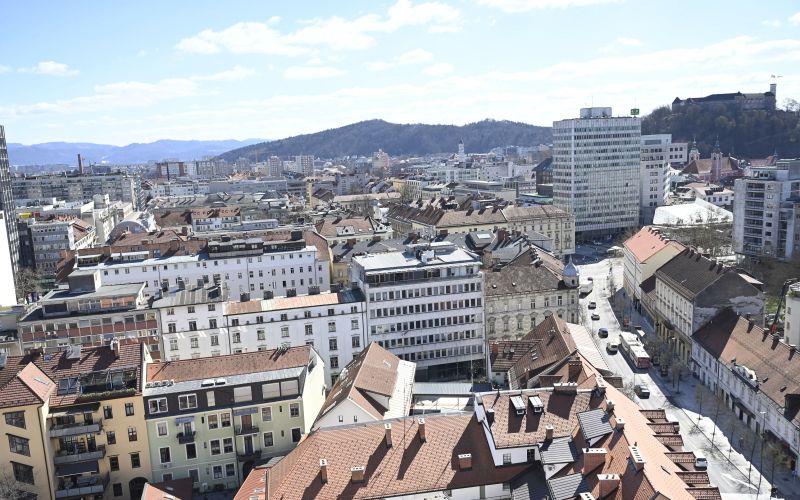 stanovanja, bloki, ljubljana.jpg