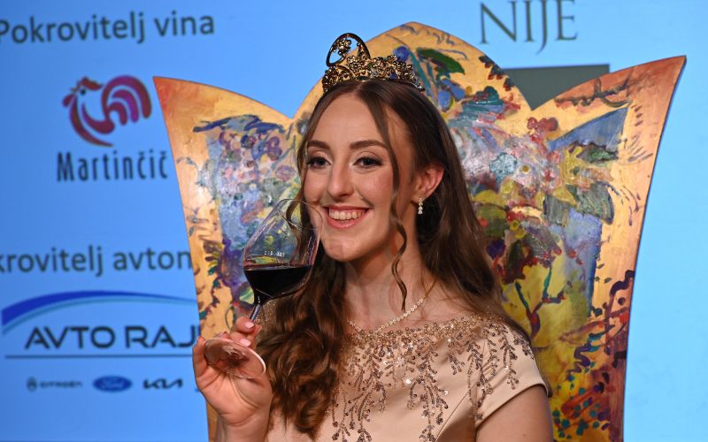 radenci, kronjanje-vinske-kraljice