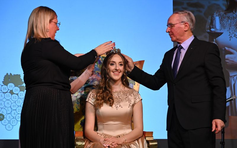 radenci, kronjanje-vinske-kraljice