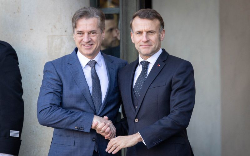 robert golob, emmanuel macron.jpg
