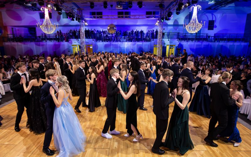 maturantski-ples, cetvorka, ekonomska-sola-murska-sobota