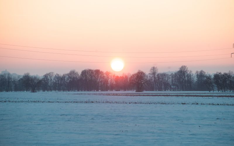 simbolična, sneg, zima, polje, njiva, sonce, sončni-zahod, sij