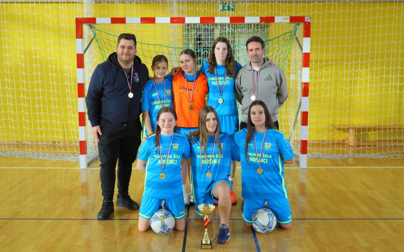 Nogomet_RT_st_učenke_OŠ Juršinci.JPG