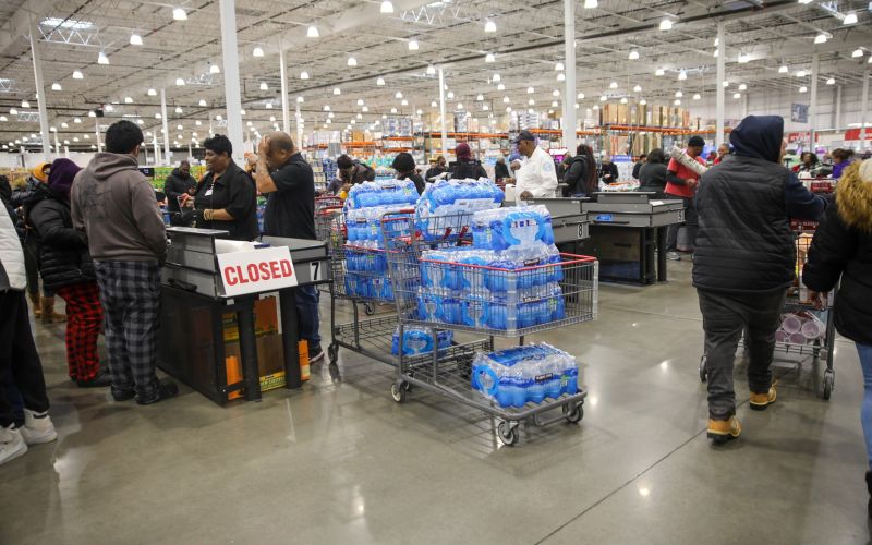 zda trgovina naval.jpg