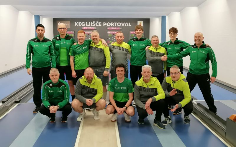 NASLOVNA SLIKA-V derbiju kroga so si Krkaši v samem zaključku tekme priborili zmago nad Kočevci.jpg