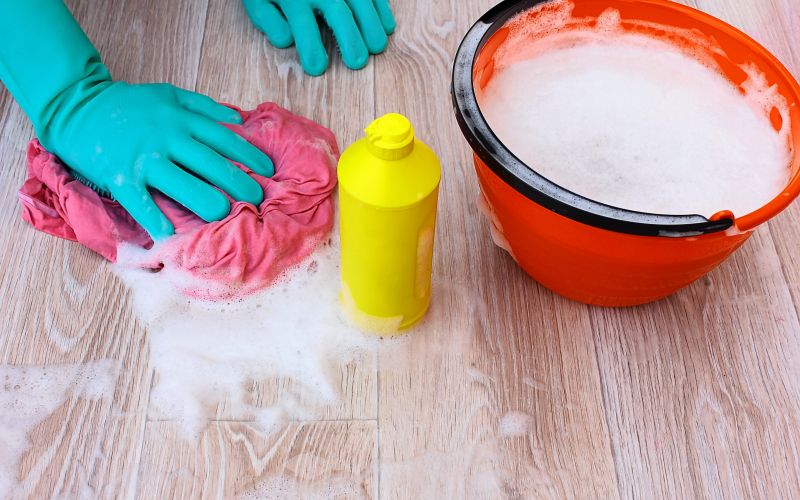 ciscenje-tal, pomivanje-tal