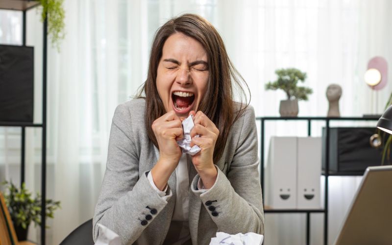 živčni zlom, stres, preobremenjenost