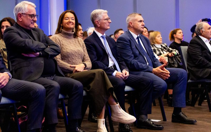 han fajon bobinac zidan.JPG