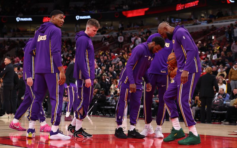 lebron james bronny dalton knecht.jpg