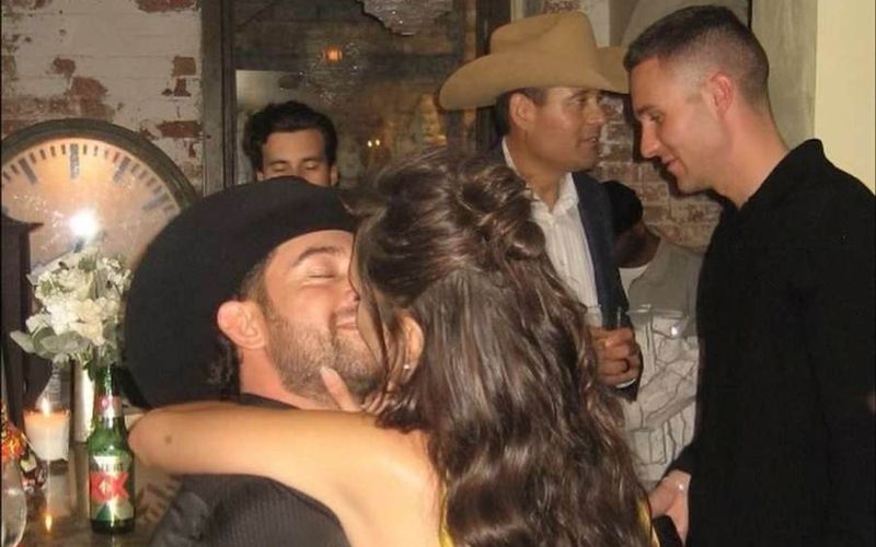 Adan Banuelos, Bella Hadid (2).jpg