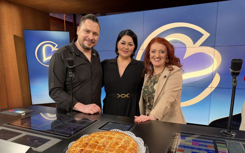 Urška Klobučar: ko je prvič oblekla narodno nošo, je jokala