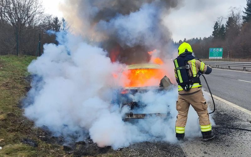 pozar-avto, pge-krsko