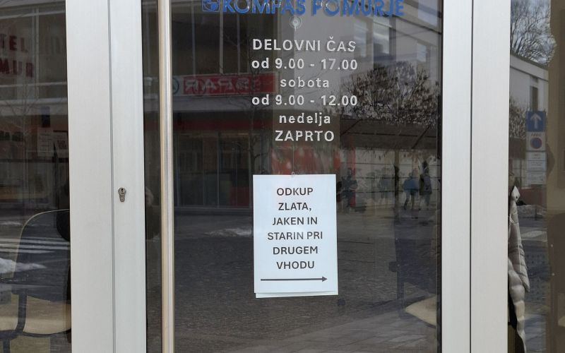 odkup-zlata, goldstein-odkup-zlata, daniel-david-stefan, zlato, usnjeni-plašči, usnje