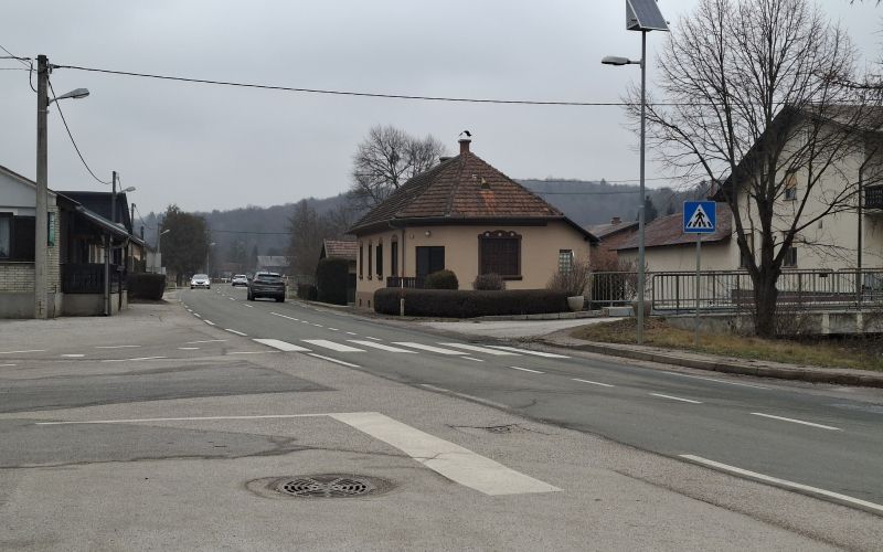 mačkovci, pločnik, drsi