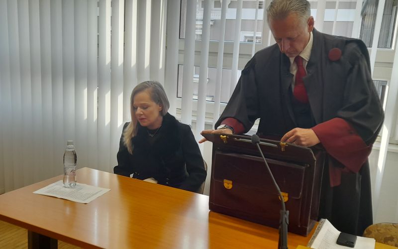 Tea Kotnik in njen odvetnik Andrej Kac