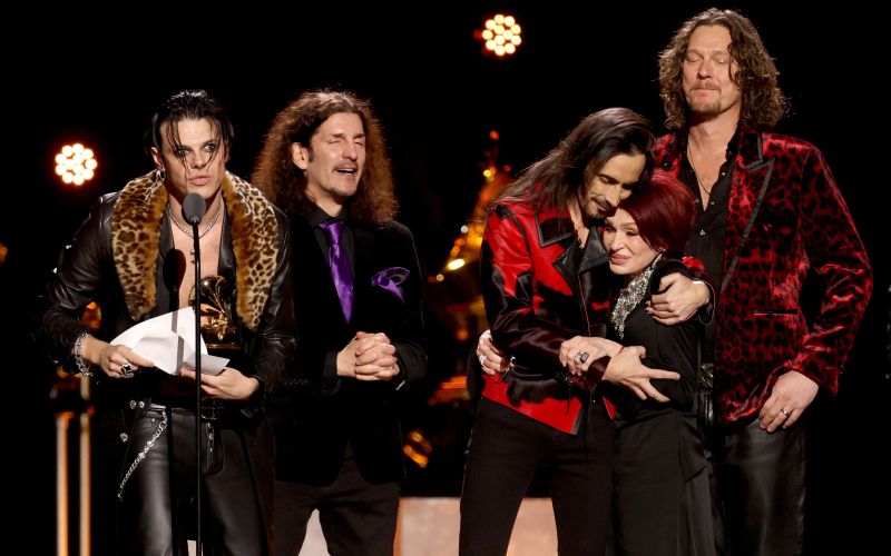 »Na tem odru stojimo glasbeniki iz šestih različnih generacij, združeni v imenu našega žanra, v imen