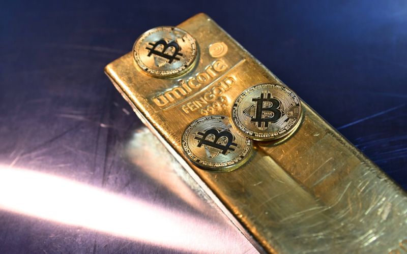 bitcoin, zlato