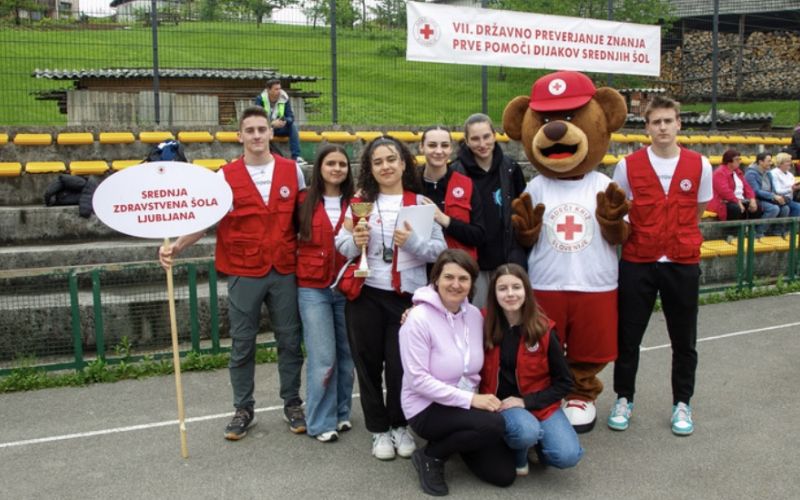 Slika_rdeči križ slovenije (002).jpg