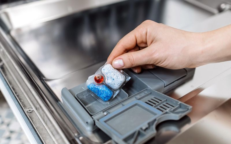 pomivalni-stroj, detergent