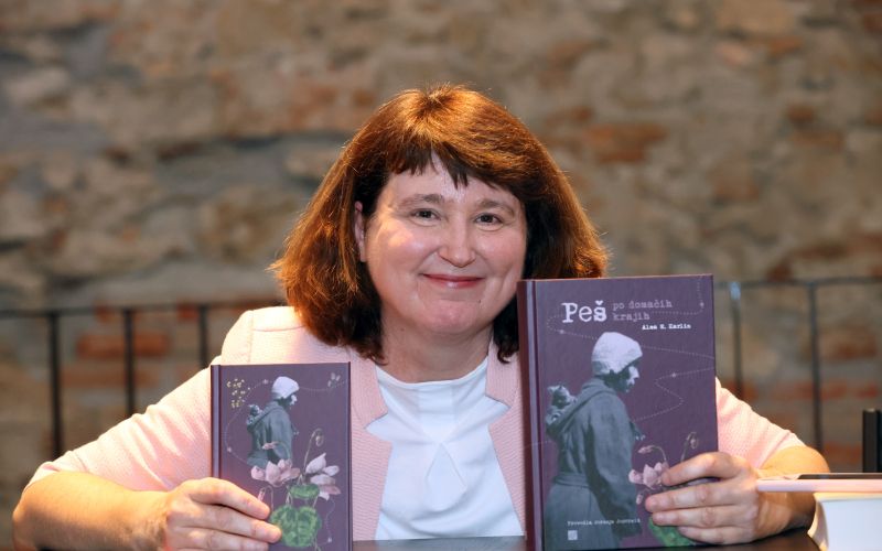 Jerneja Jezernik (5).jpg