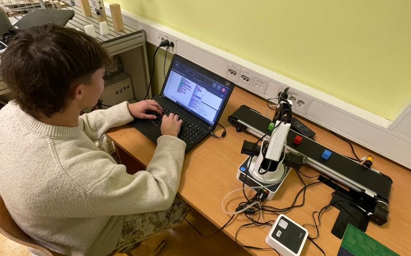 sptš-murska-sobota, robotika, mladostniški-izzivi