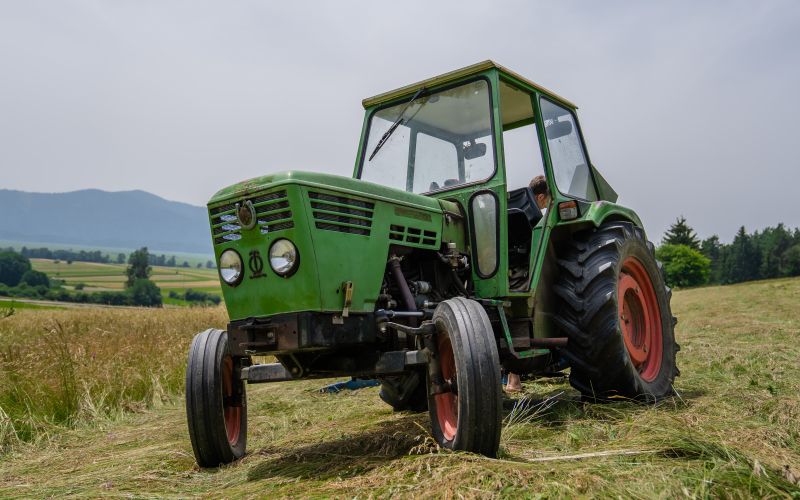 traktor SŠ.jpg