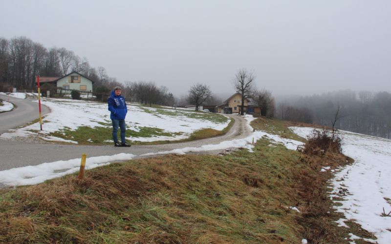 MZ Plaz Mestni Vrh 2-velika.JPG