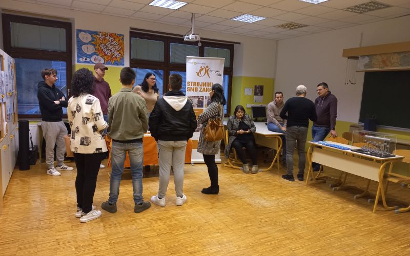 EK_trznica poklicev.jpg