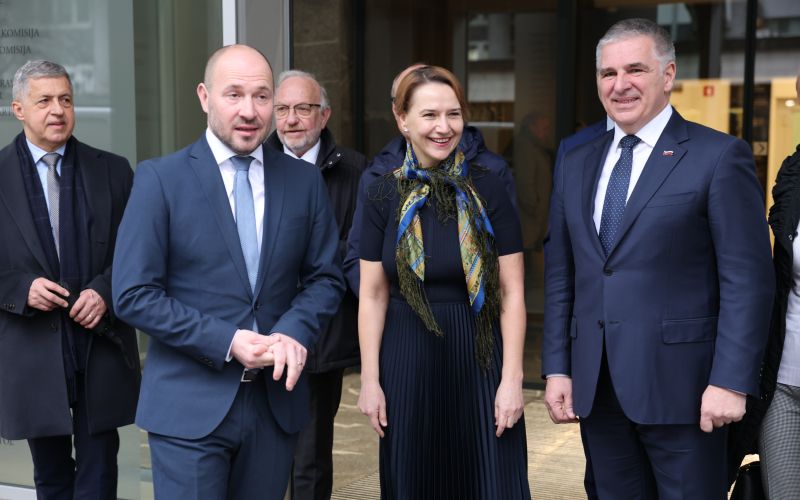 jernej vrtovec, tina bregant, marko lotrič.jpg