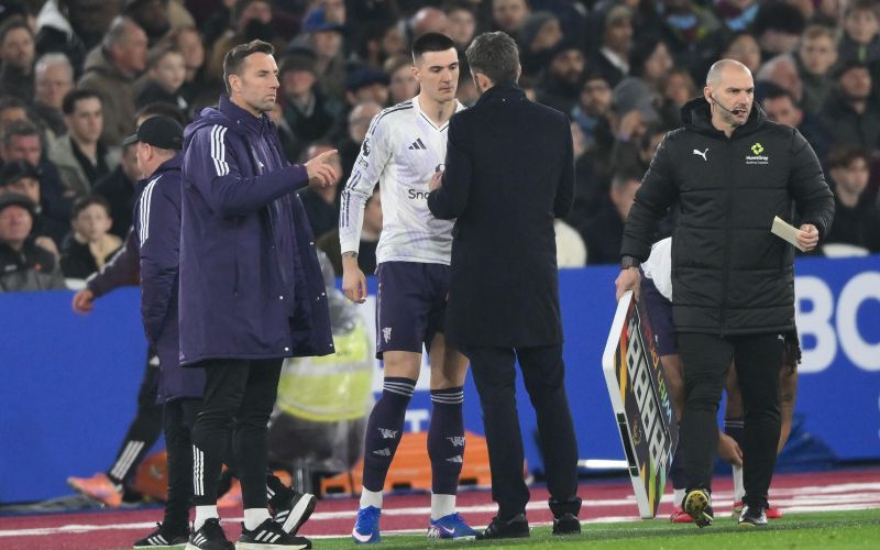 michael carrick benjamin šeško.jpg