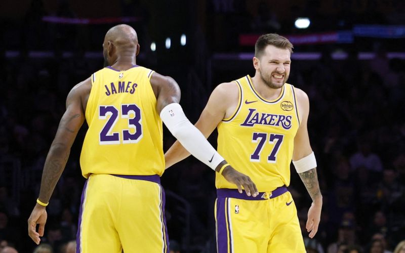 luka doncic lebron james.jpg