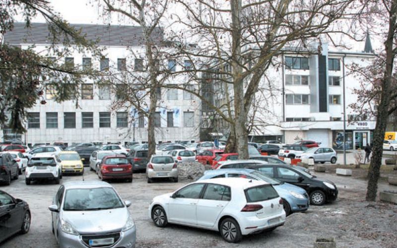 novi trg 6 parking.png