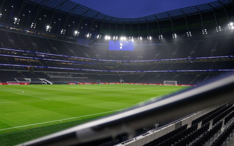 tottenham stadion pm.jpg