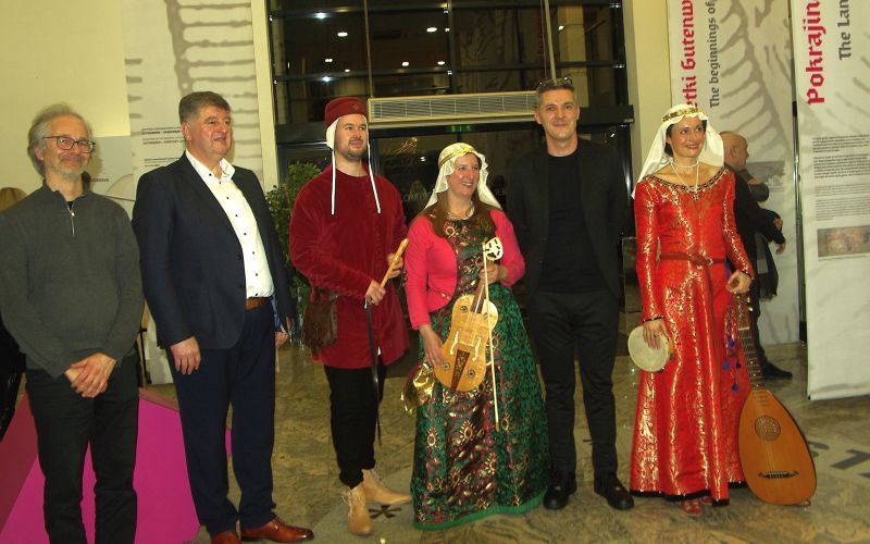 razstava-sentjernej, gutenwerd