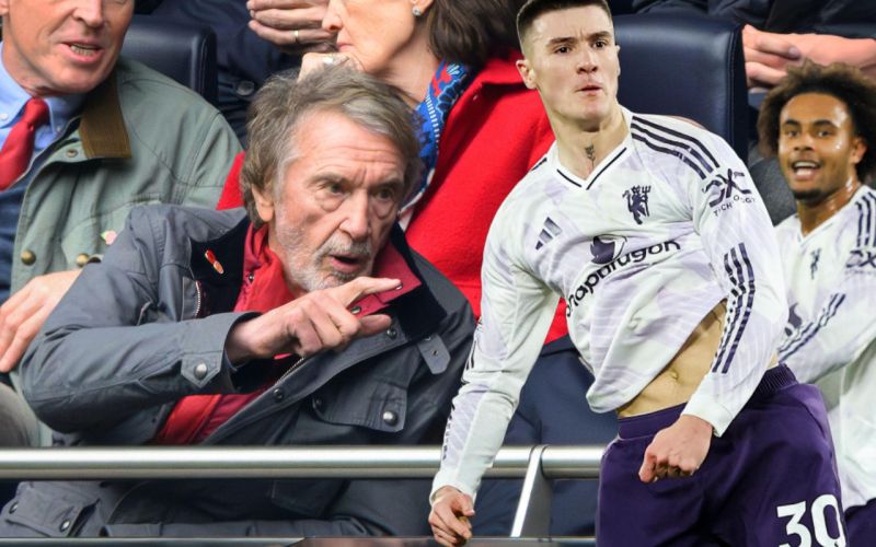 benjamin šeško_PhotoGrid (1).png