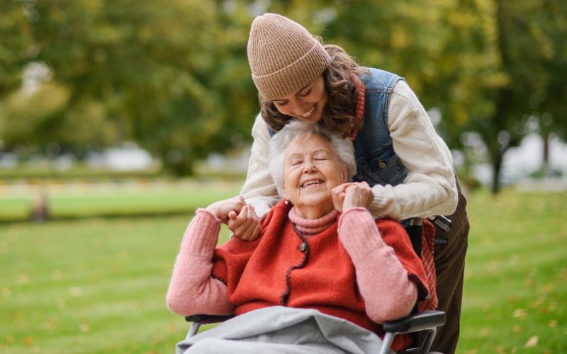 dolgotrajna oskrba shutterstock.jpg